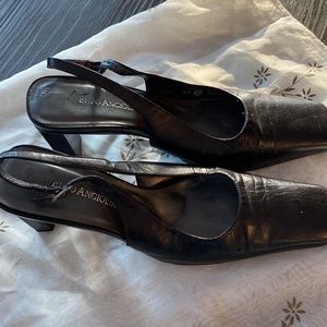 Enzo Angiolini square pumps with squared heel in size 6 1/2. Black leather.